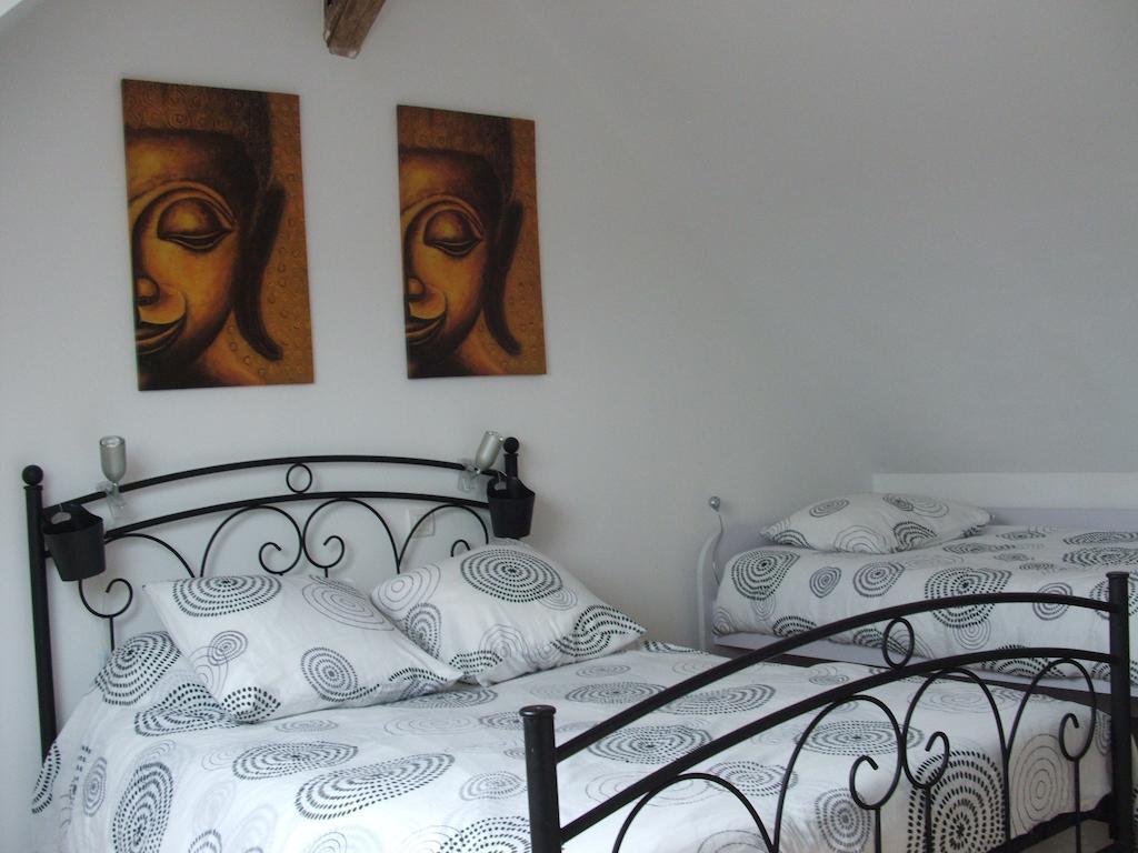 La Grange De La Gandonnerie Villa Bauge-en-Anjou Bilik gambar